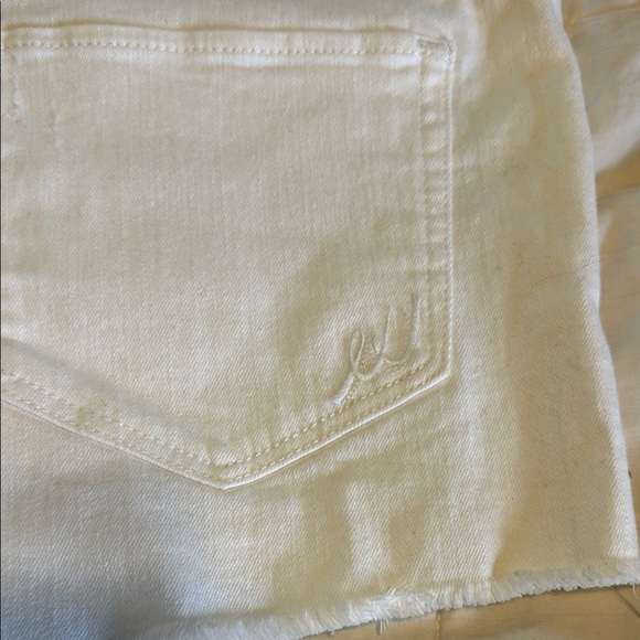 Express Jeans White Jean Shorts Size 12 Distressed - Picture 4 of 13